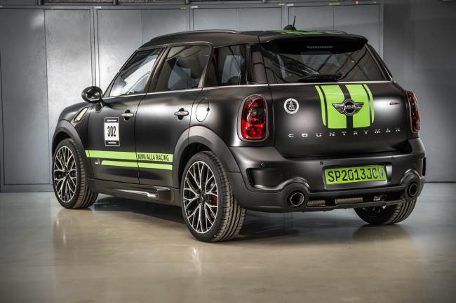 Exterieur_Mini-John-Cooper-Works-Countryman-ALL4-Dakar_1