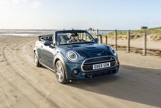 Mini Sidewalk Convertible : du Fun et du style en cabriolet