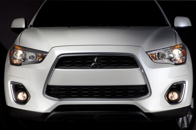 Exterieur_Mitsubishi-ASX-2013_3