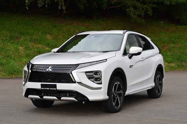 Exterieur_mitsubishi-eclipse-cross-annee-2021-et-son-moteur-hybride-rechargeable_0
