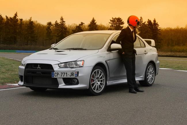 Exterieur_Mitsubishi-Lancer-EVO_15