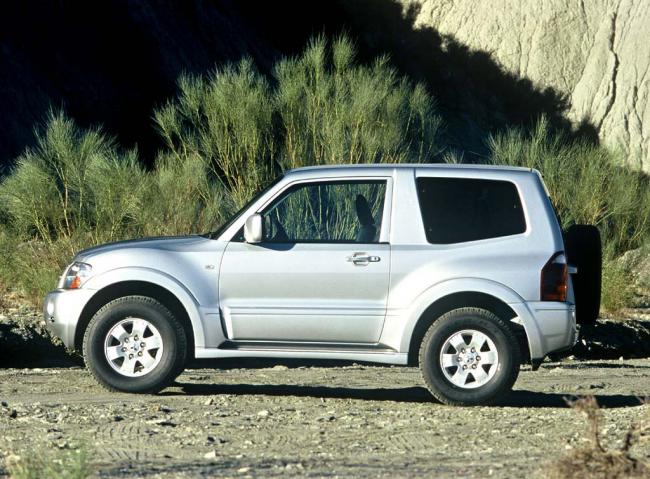 Exterieur_Mitsubishi-Pajero_4