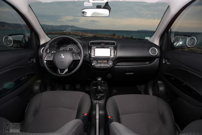 Interieur_Mitsubishi-Space-Star-Intense-1.2_39