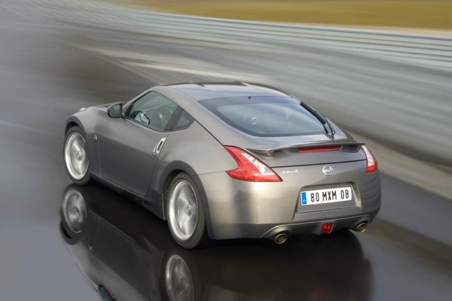 Exterieur_Nissan-370Z-2011_1