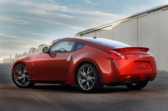 Exterieur_Nissan-370Z-2012_3