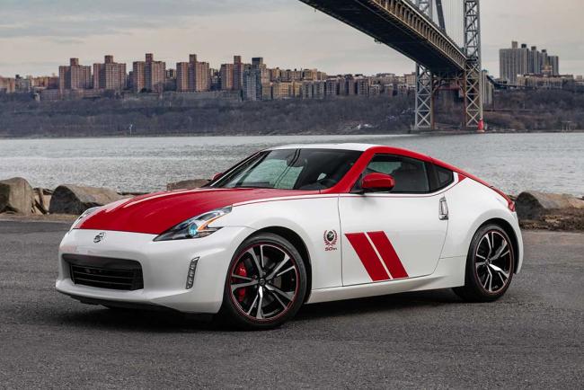 Une Nissan 370Z, pour le 50ème anniversaire de la 240Z