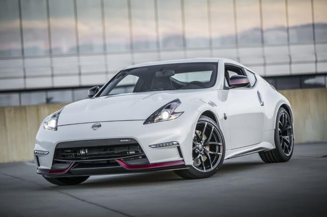 Exterieur_Nissan-370Z-Nismo-2015_1