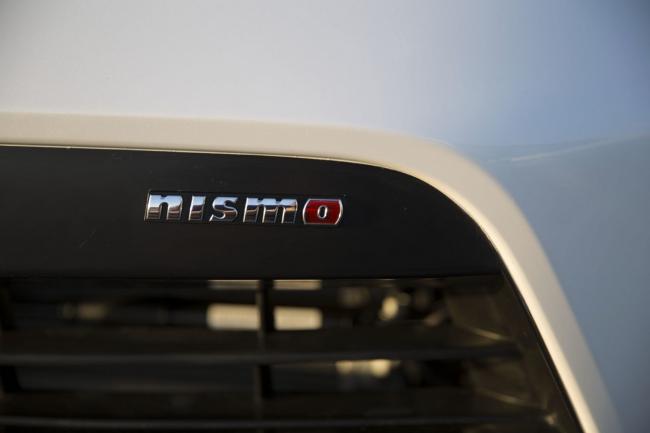 Exterieur_Nissan-370Z-Nismo-2015_0