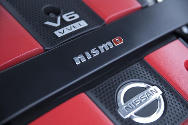 Interieur_Nissan-370Z-Nismo-2015_15