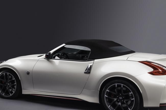 Exterieur_Nissan-370Z-Nismo-Roadster-Concept_1