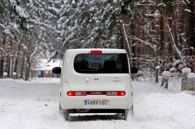 Exterieur_Nissan-Cube_3