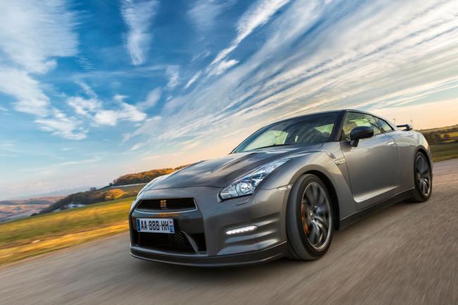 Exterieur_Nissan-GT-R-2013_7