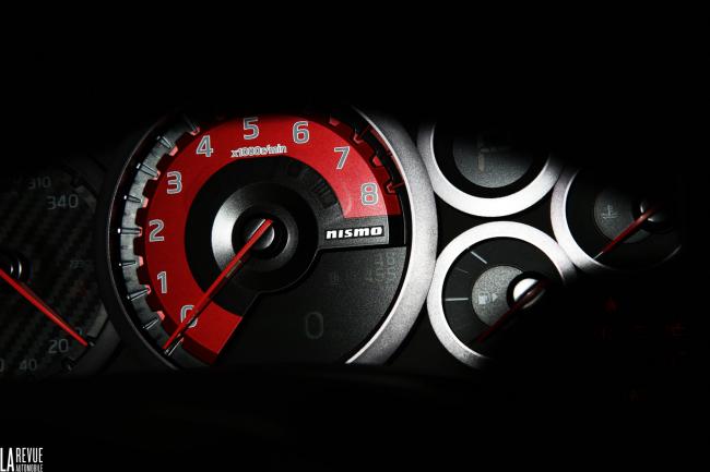 Interieur_Nissan-GT-R-Nismo-Monstaka_41