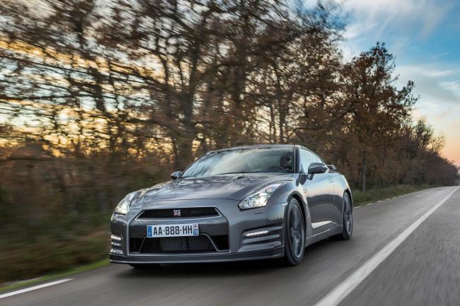 Exterieur_Nissan-GTR-2013_3