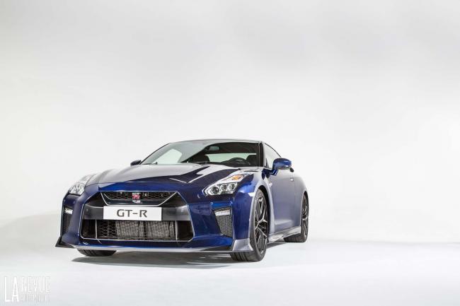 Exterieur_Nissan-GTR-R35-2017_1