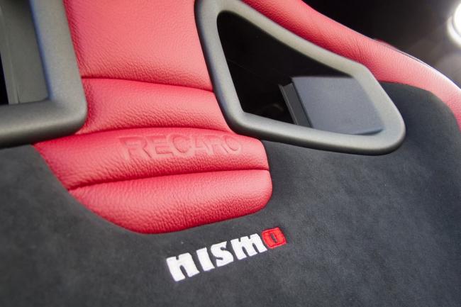 Interieur_Nissan-Juke-Nismo-RS_13