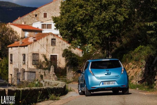 Exterieur_Nissan-Leaf-2016_13