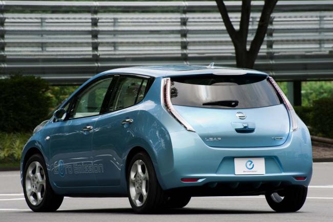 Exterieur_Nissan-Leaf_1