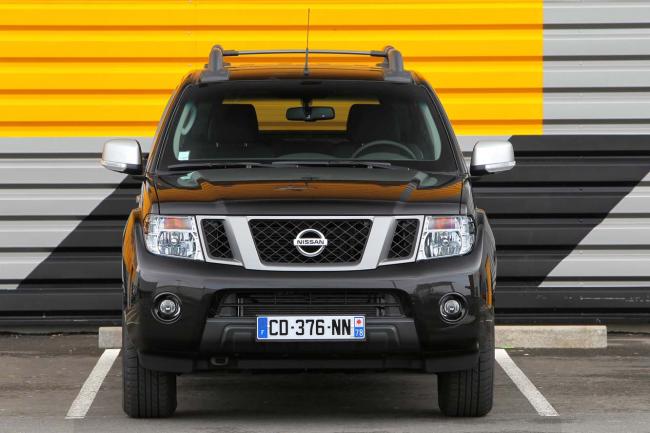 Exterieur_Nissan-NAVARA-Pick-Up-Business-Edition_5