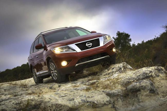 Exterieur_Nissan-Pathfinder-2013_2