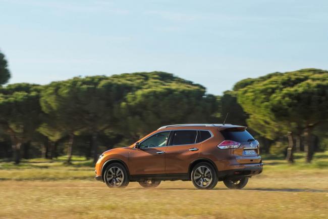 Exterieur_Nissan-X-TRAIL-2014_1