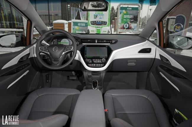 Interieur_Opel-Ampera-E-2017_34