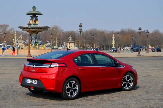 Exterieur_Opel-Ampera_11