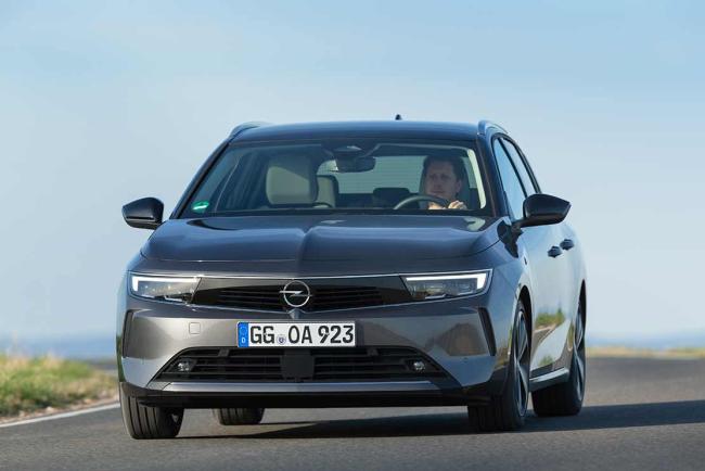 Exterieur_opel-astra-sports-tourer-turbo-130-essai_4