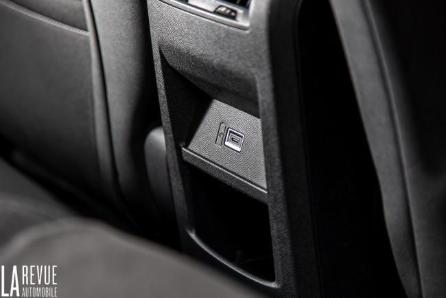 Interieur_opel-astra-2022-essai_0