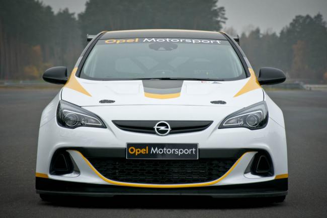 Exterieur_Opel-Astra-OPC-Cup_1