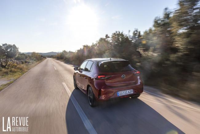 Personnel soignant, votre concessionnaire Opel vous prête une voiture ! #Covid19