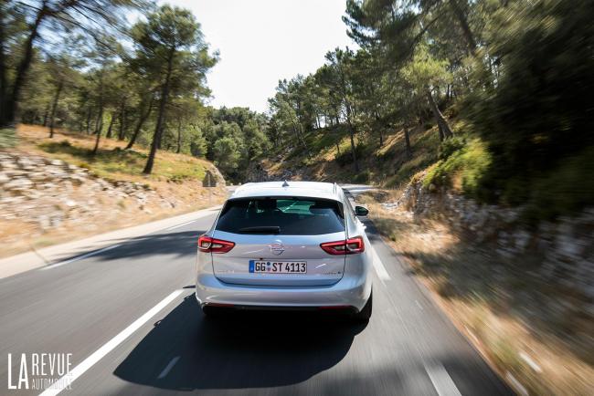 Exterieur_Opel-Insignia-Elite-Sport-Tourer_15