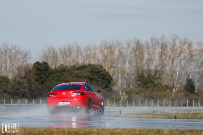 Exterieur_Opel-Insignia-Grand-Sport-GSi_10