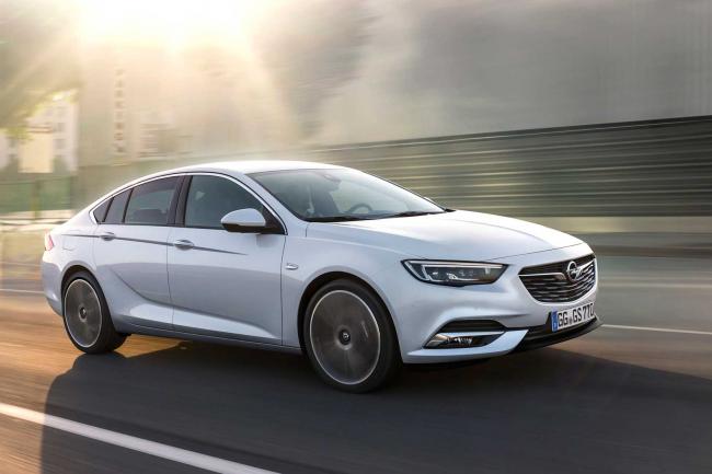 Exterieur_Opel-Insignia-Grand-Sport_1