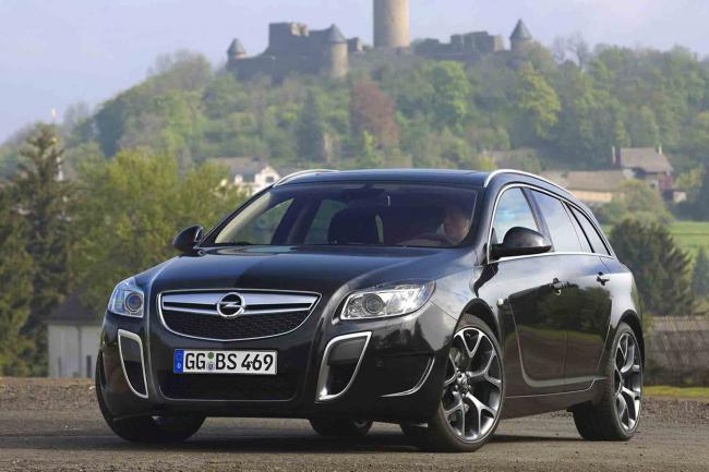 Opel insignia opc sports tourer du coffre 