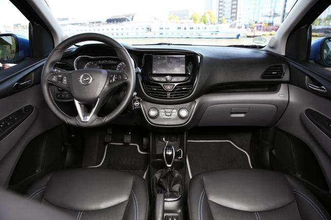 Interieur_Opel-Karl-1.0-Cosmo-Pack_35