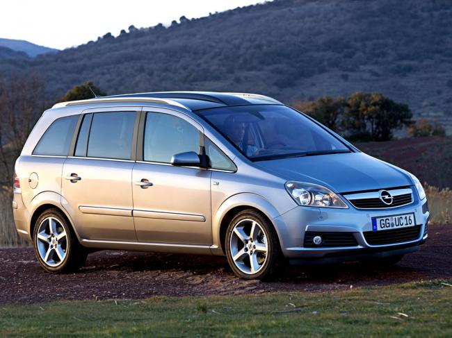 Exterieur_Opel-Zafira_0