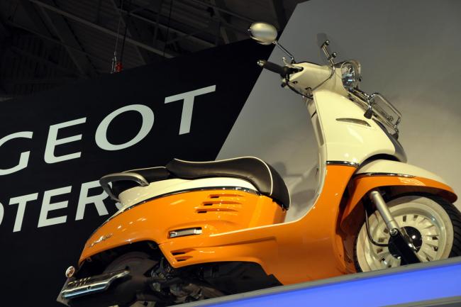 Exterieur_Peugeot-Scooter-Django_3