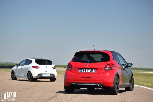 Exterieur_Peugeot-208-GTI-BPS-Renault-Clio-RS-Trophy_11