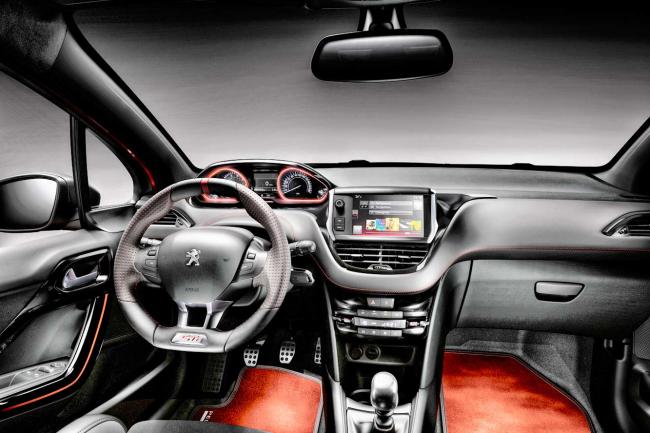 Interieur_Peugeot-208-GTi-30th_7