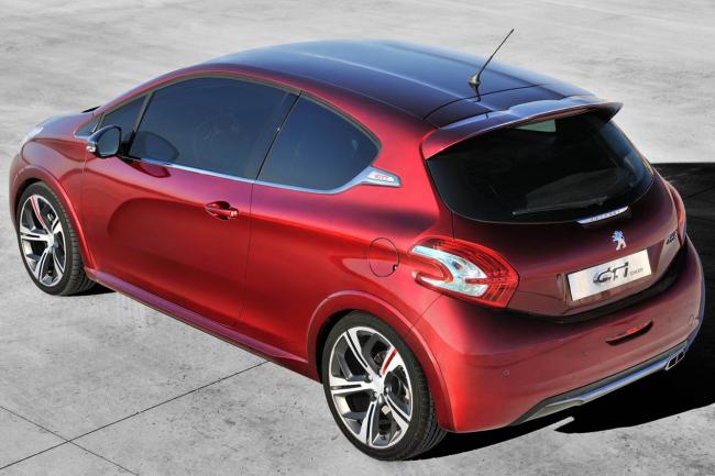 Exterieur_Peugeot-208-GTi-Concept_4