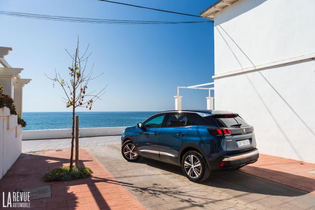 Exterieur_peugeot-3008-gt-hybrid-136-essai_1