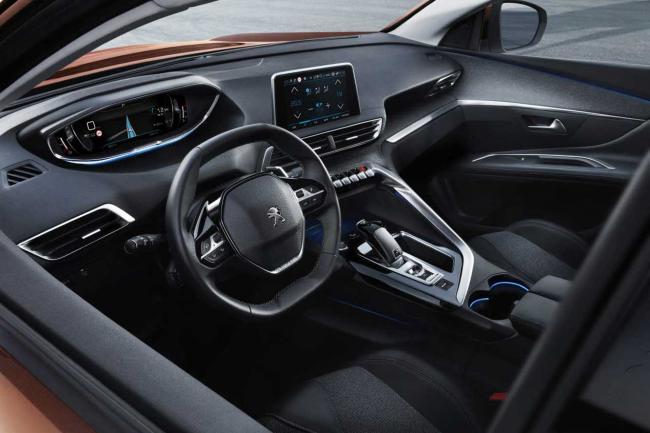 Interieur_Peugeot-3008-II_18