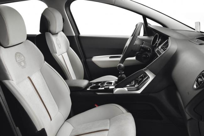 Interieur_Peugeot-3008-NAPAPIJRI_5