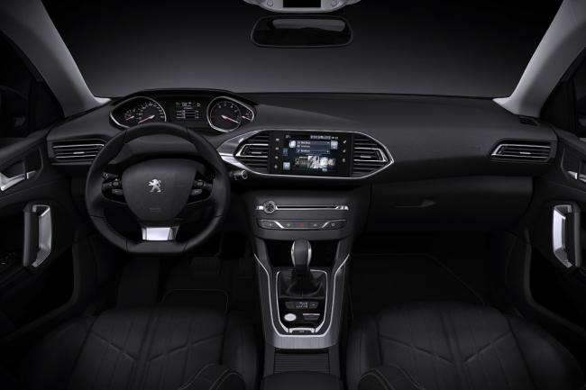 Interieur_Peugeot-308-SW_8