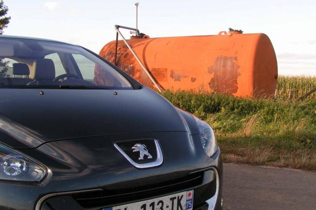 Exterieur_Peugeot-308-e-HDi-Allure_4