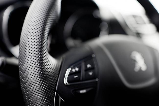 Interieur_Peugeot-4008_26