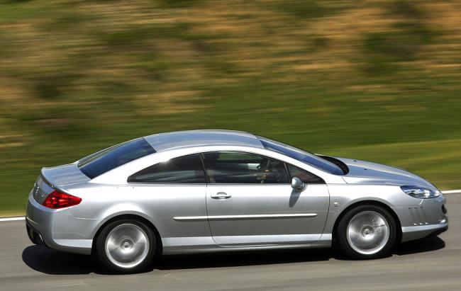 Exterieur_Peugeot-407-Coupe_1