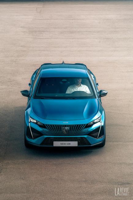 Exterieur_peugeot-408-le-melange-entre-berline-et-suv_12