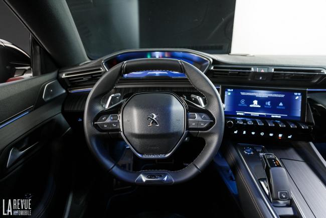 Interieur_Peugeot-508-GT-2018_40